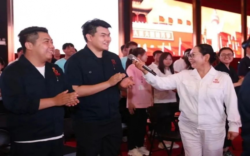 綻放青春光彩 開啟榮耀征程！榮程集團(tuán)舉行2023屆榮耀青年文藝匯報晚會