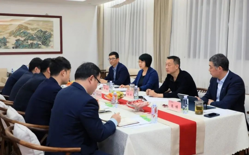 集思廣益獻(xiàn)良策 創(chuàng)新驅(qū)動(dòng)促發(fā)展 融誠(chéng)物產(chǎn)集團(tuán)本部開展創(chuàng)新研討活動(dòng)