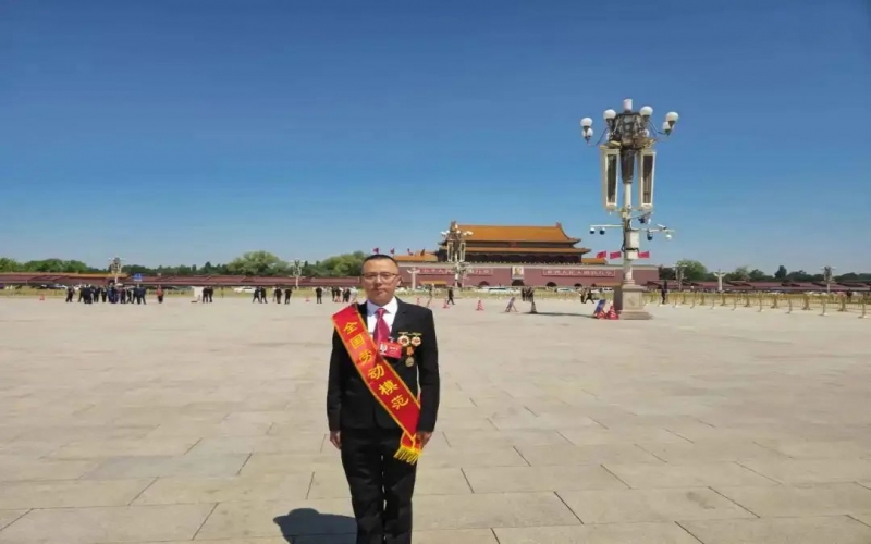 勞模故事｜“刀鋒舞者”20年！趙小東從一線工人煉成全國勞模